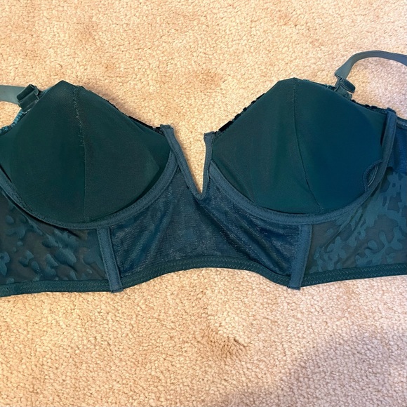 Dynamite Velvet Wired Bralette - Picture 6 of 13